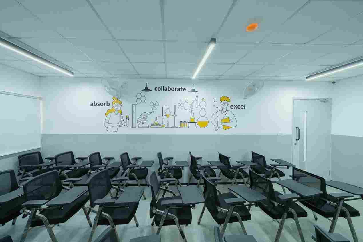 Emversity School of Hospitality & Allied Health Sciences, Mumbai Bombay Office Space photo 22